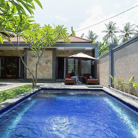 Villa Twin Lovina Exterior foto